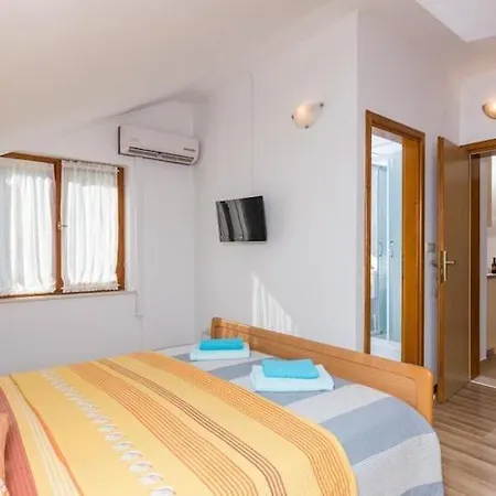 One Bedroom With Garden View Mali * Ston
