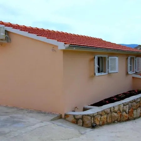 One Bedroom With Garden View Mali